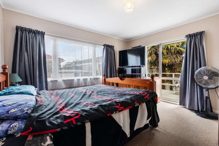 Photo of property in 2/420 Great South Road, Opaheke, Papakura, 2113