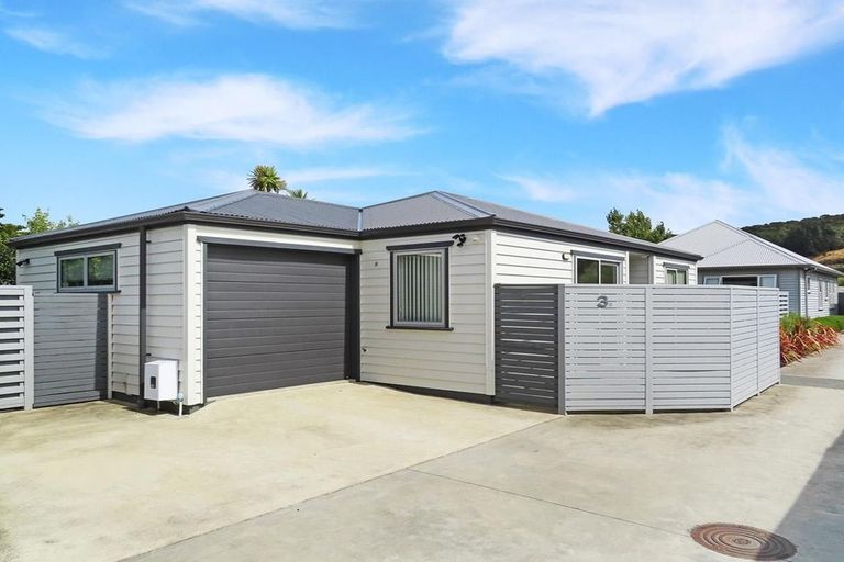 Photo of property in 3b Moohan Street, Wainuiomata, Lower Hutt, 5014