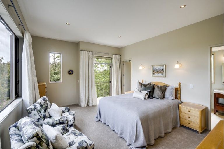 Photo of property in 17 Shortland Place, Havelock North, 4130