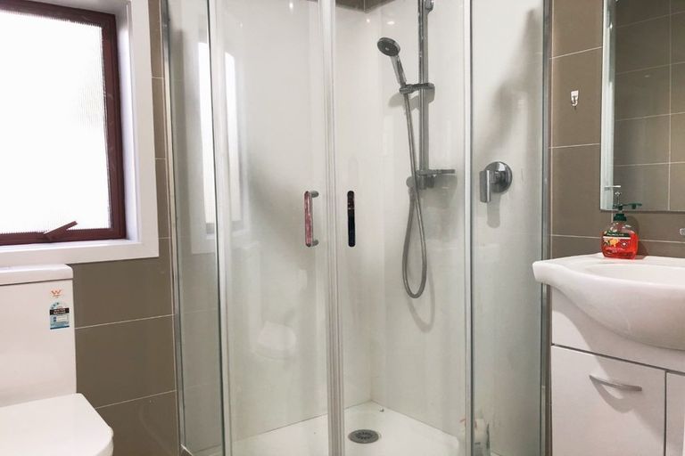 Photo of property in 227 Titirangi Road, Titirangi, Auckland, 0604