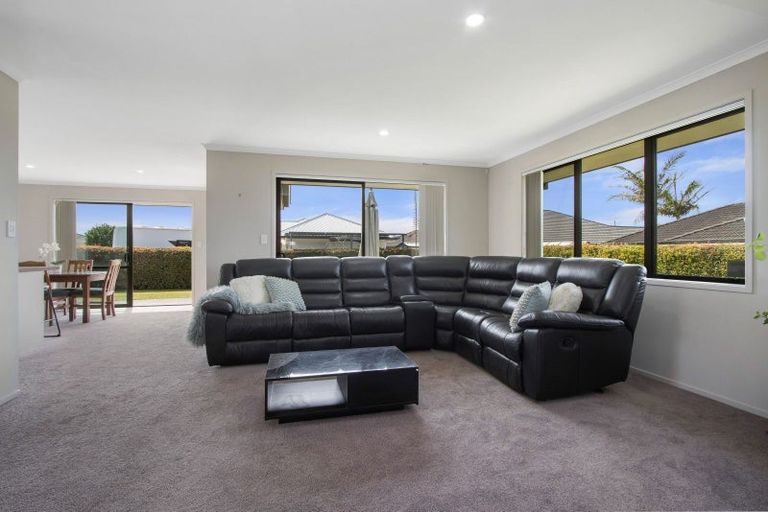 Photo of property in 11 Hoggard Place, Katikati, 3129