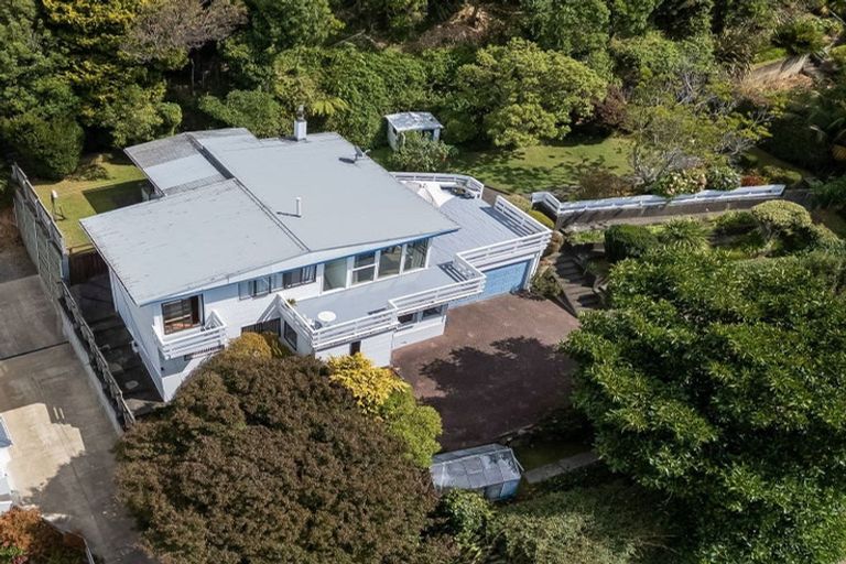 Photo of property in 10 Lawry Street, Moturoa, New Plymouth, 4310