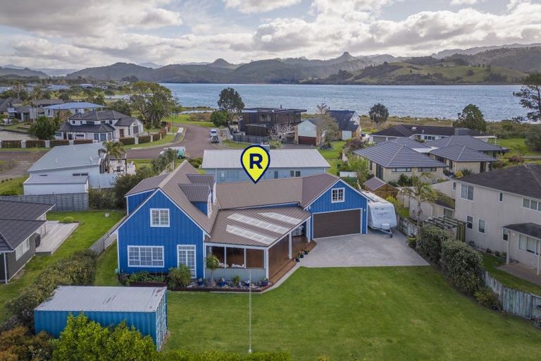 Photo of property in 15 Ajax Head, Pauanui, Hikuai, 3579