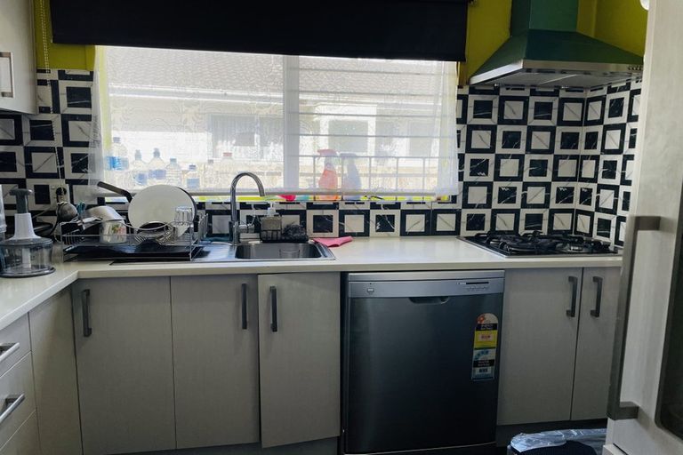 Photo of property in 6 Iliad Place, Wiri, Auckland, 2104