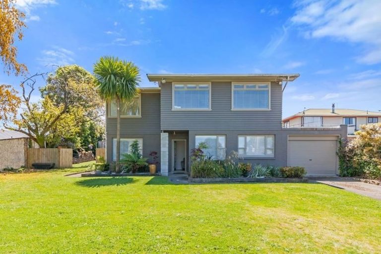 Photo of property in 12 Rimu Street, Taupo, 3330