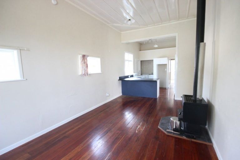 Photo of property in 104 Ferguson Street, West End, Palmerston North, 4412