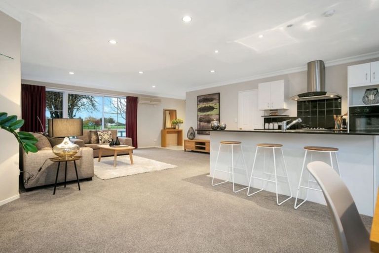 Photo of property in 287 Lamb Street, Leamington, Cambridge, 3432