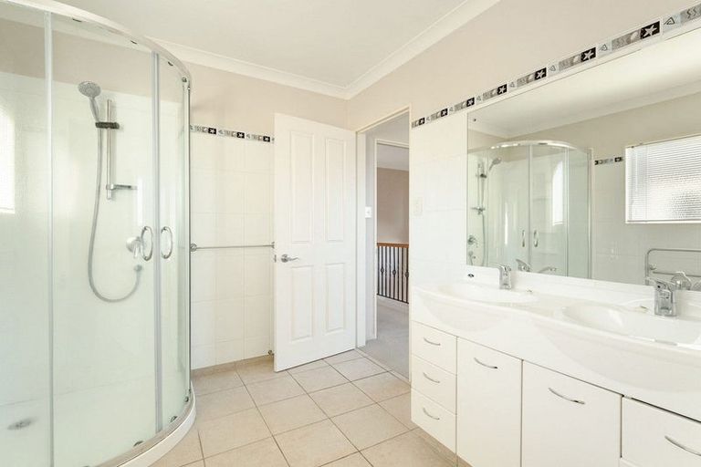 Photo of property in 17 Lemon Grove Avenue, Otumoetai, Tauranga, 3110