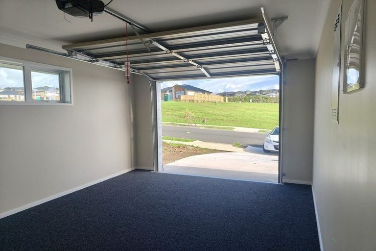 Photo of property in 36 Triplefin Avenue, Omokoroa, 3114