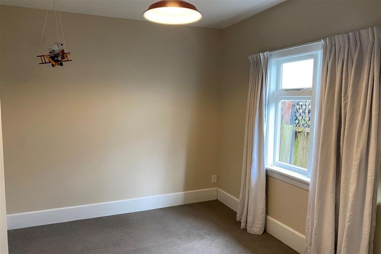 Photo of property in 18 Allard Street, Edgeware, Christchurch, 8013