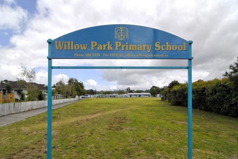 Photo of property in 3/85 Ocean View Road, Hillcrest, Auckland, 0627