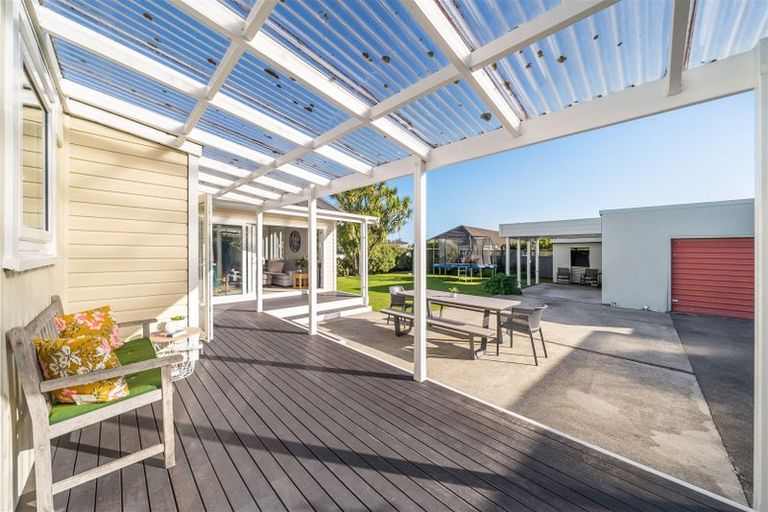 Photo of property in 25 Henry Street, Ebdentown, Upper Hutt, 5018