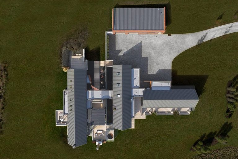 Photo of property in 6 Bendemeer Lane, Lake Hayes, Queenstown, 9371