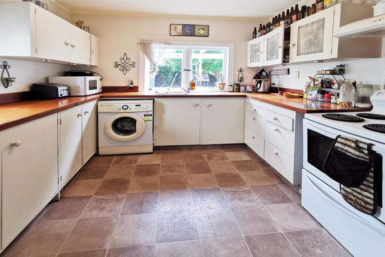 Photo of property in 165 Carlyle Street, Napier South, Napier, 4110