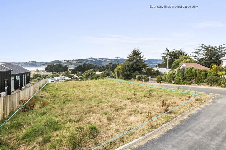 Photo of property in 2 Okahau Terrace, Warrington, 9471