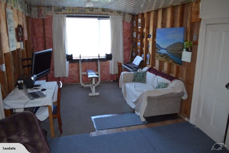 Photo of property in 68 Devon Street, Mossburn, 9792