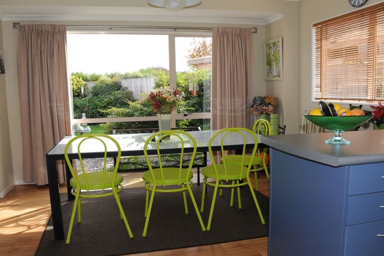 Photo of property in Holdsworth Villas, 2/2 William Donald Drive, Solway, Masterton, 5810