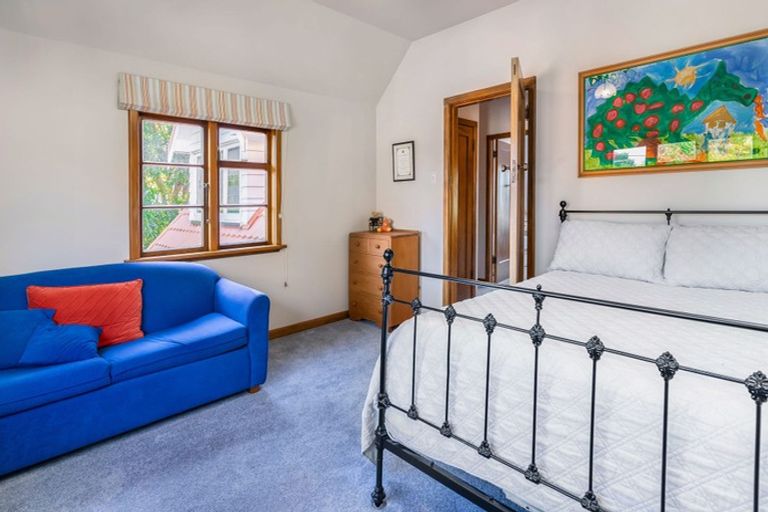 Photo of property in 27 Marina Grove, Hutt Central, Lower Hutt, 5010