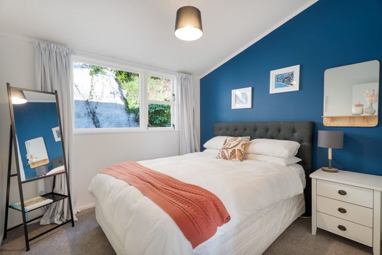 Photo of property in 8 Sheridan Terrace, Johnsonville, Wellington, 6037