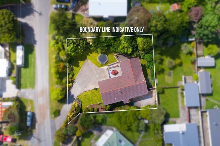 Photo of property in 110 Renown Road, Raumati South, Paraparaumu, 5032