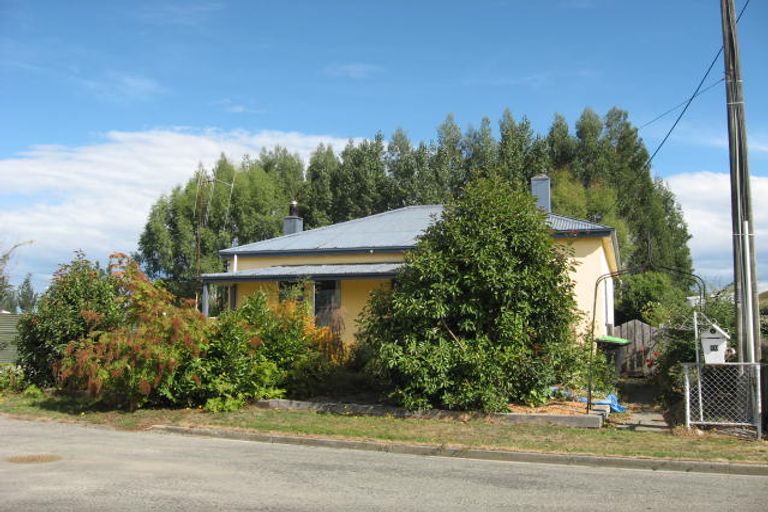 Photo of property in 20 Cross Street, Geraldine, 7930