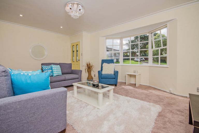 Photo of property in 3/95 Panama Road, Mount Wellington, Auckland, 1062