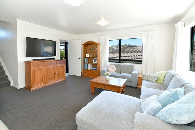 Photo of property in 5 Ellenbury Place, Stanmore Bay, Whangaparaoa, 0932
