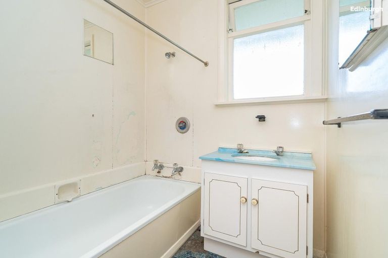 Photo of property in 7 Hanlon Street, Halfway Bush, Dunedin, 9010