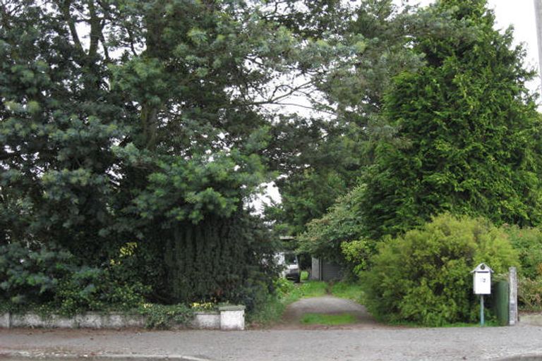 Photo of property in 82 Thomson Street, Tinwald, Ashburton, 7700