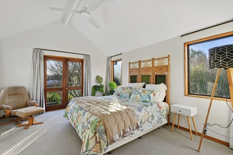 Photo of property in 32 Connemara Drive, Northwood, Christchurch, 8051