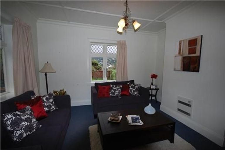 Photo of property in 79 Parkvale Road, Karori, Wellington, 6012