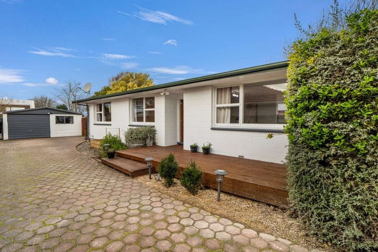 Photo of property in 250 Grimseys Road, Redwood, Christchurch, 8051