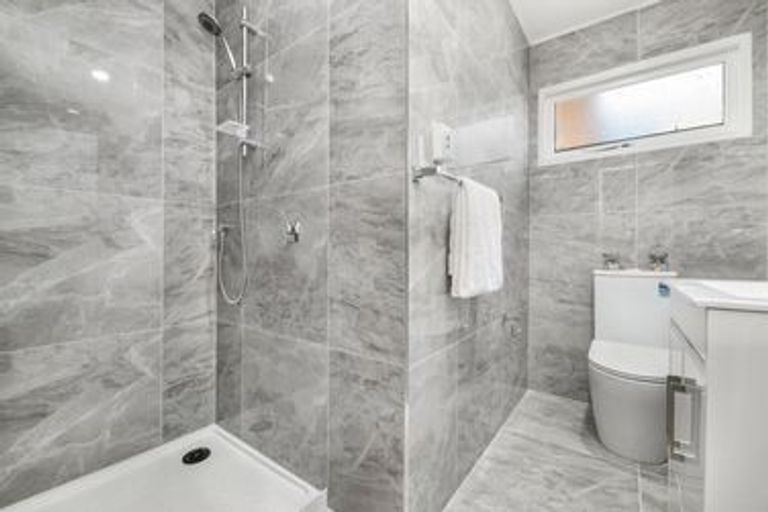 Photo of property in 25a Bunnythorpe Road, Papakura, 2110