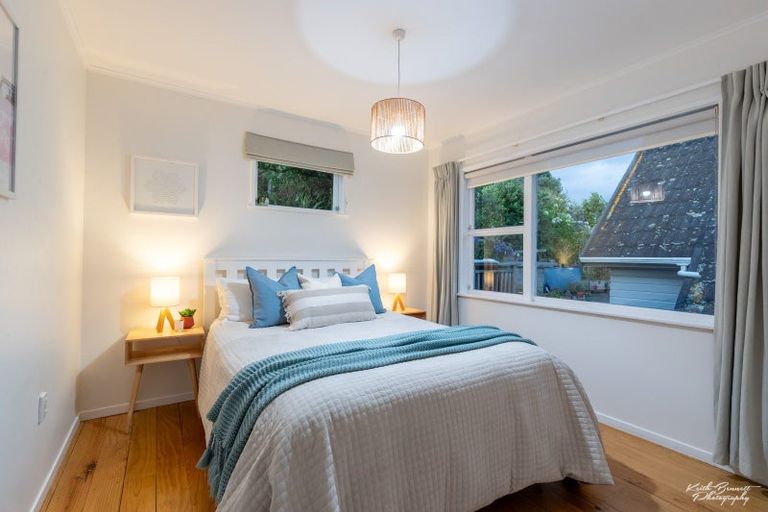 Photo of property in 144 Owhiro Bay Parade, Owhiro Bay, Wellington, 6023