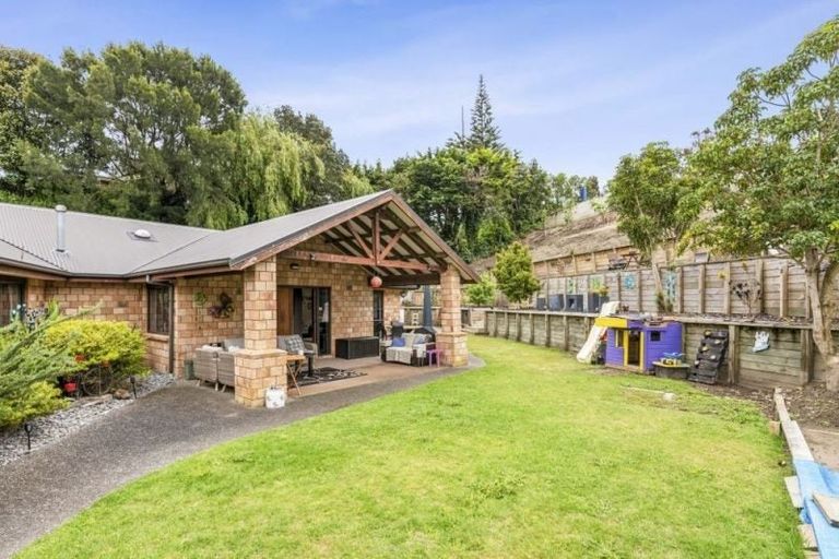 Photo of property in 37 Ashleigh Way, Waikanae Beach, Waikanae, 5036