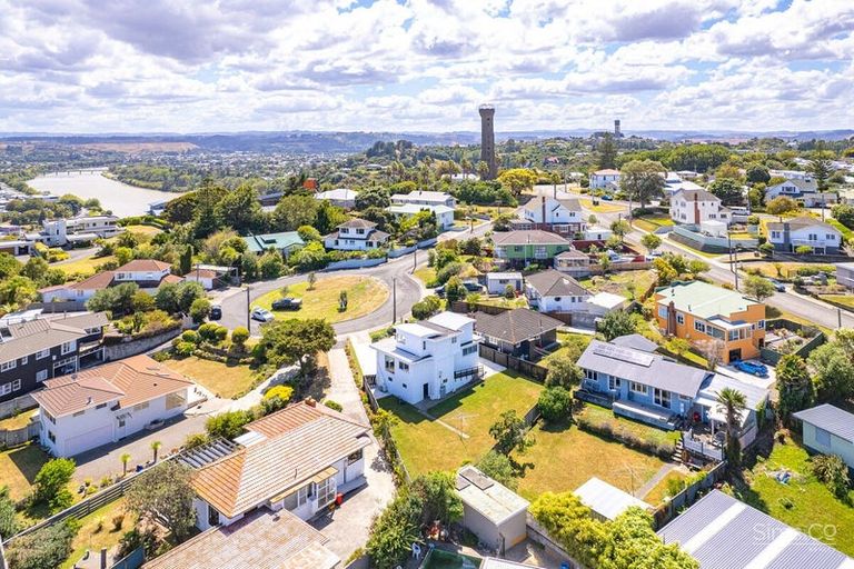 Photo of property in 7 Tower Crescent, Durie Hill, Whanganui, 4500