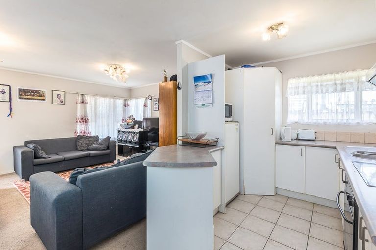 Photo of property in 2/29 Earlsworth Road, Mangere East, Auckland, 2024