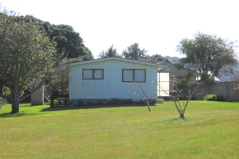 Photo of property in 3 Rees Avenue, Cooks Beach, Whitianga, 3591