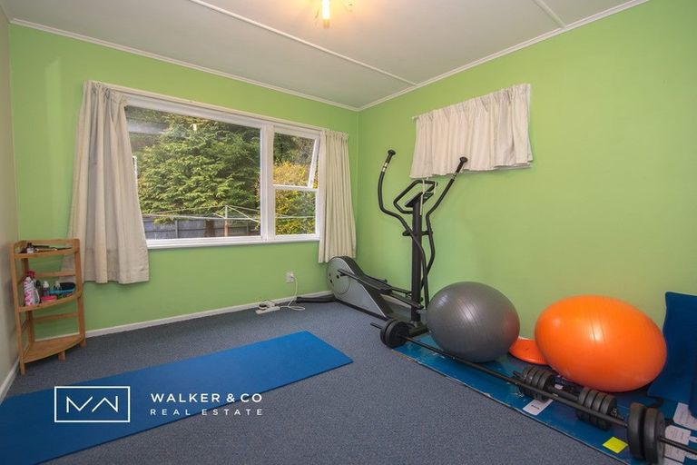 Photo of property in 61 Sunny Grove, Wainuiomata, Lower Hutt, 5014