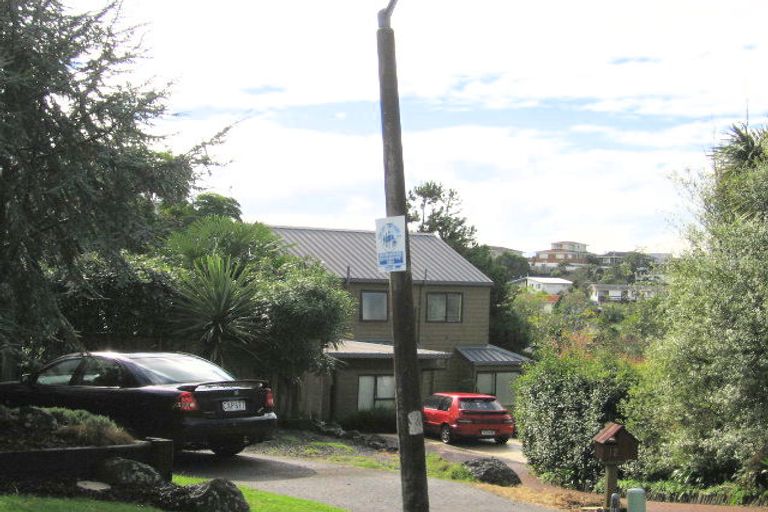 Photo of property in 12 Trident Place, Shelly Park, Auckland, 2014