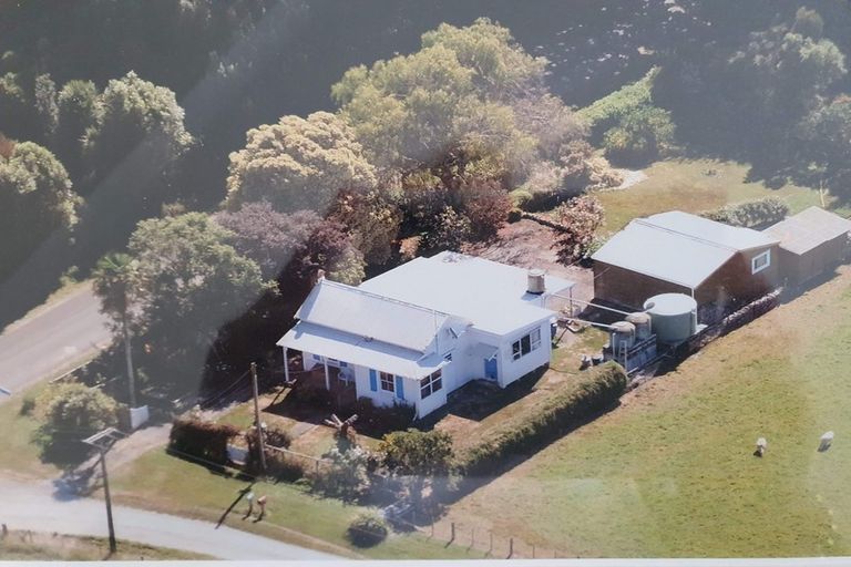 Photo of property in 1 Lansdowne Street, Clifton, Takaka, 7183