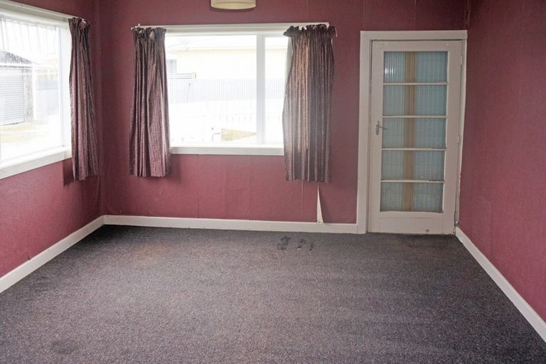 Photo of property in 233 Princes Street, Strathern, Invercargill, 9812