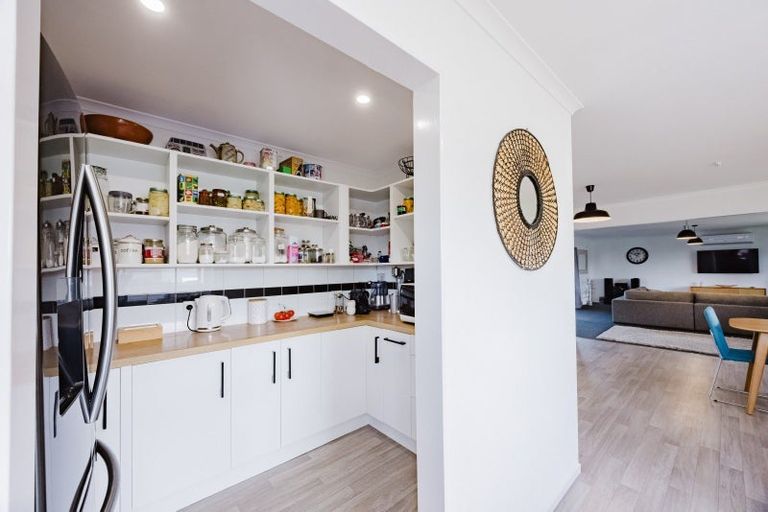 Photo of property in 2 Willow Grove, Waipukurau, 4200