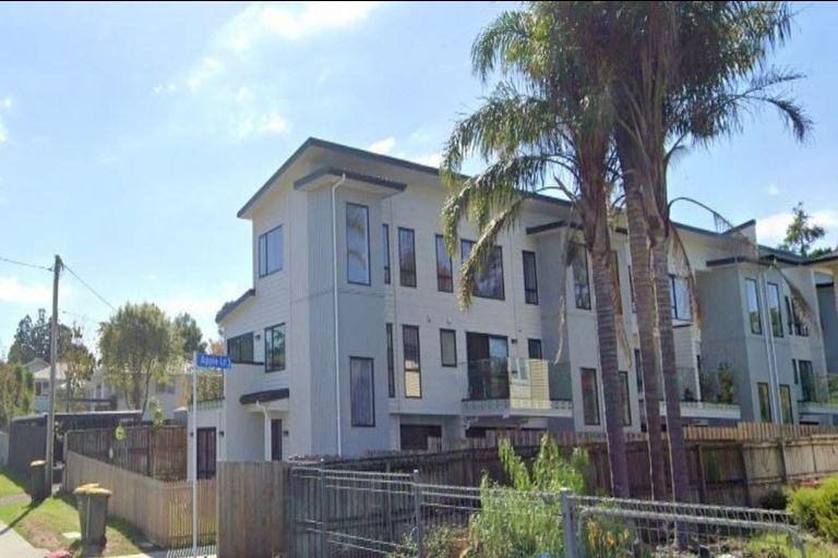Photo of property in 7 Apple Lane, Henderson, Auckland, 0610