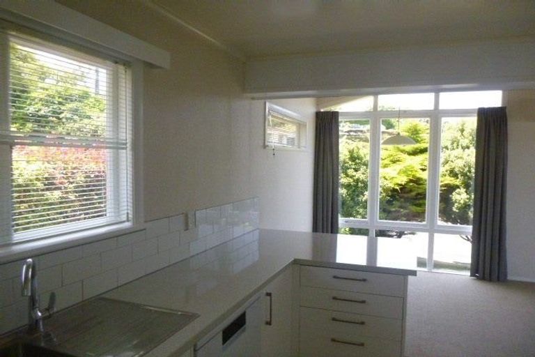 Photo of property in 31 Dowse Drive, Maungaraki, Lower Hutt, 5010