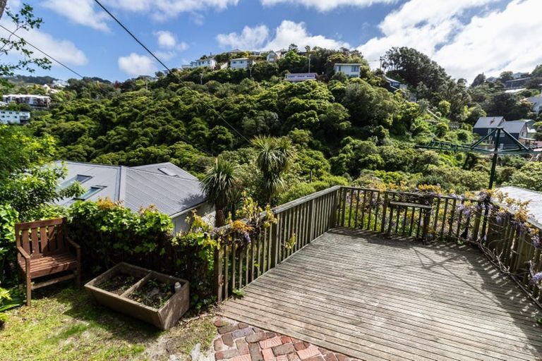 Photo of property in 34 Norway Street, Aro Valley, Wellington, 6012