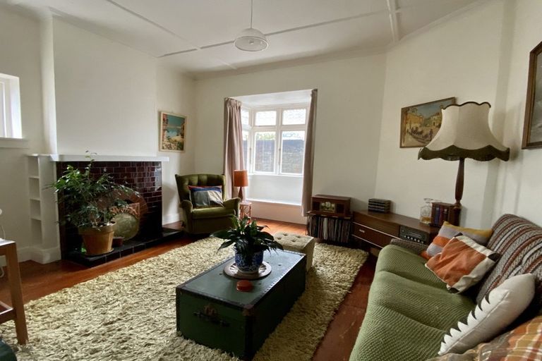 Photo of property in 58 Brougham Street, Mount Victoria, Wellington, 6011