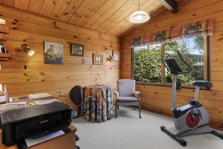 Photo of property in 25 Linklater Avenue, Bellevue, Tauranga, 3110