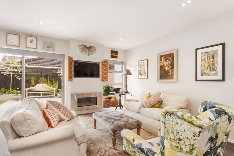 Photo of property in 5 Knowles Street, Merivale, Christchurch, 8052