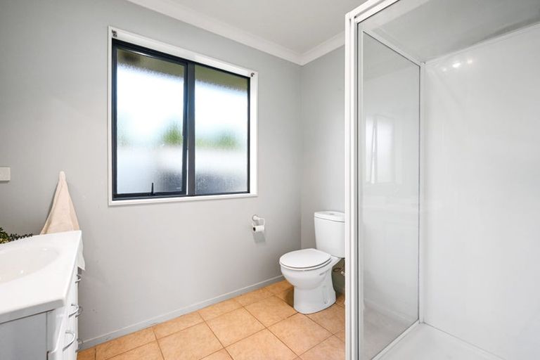 Photo of property in 4 Azure Place, Huntington, Hamilton, 3210